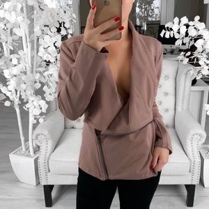 NWT Ekattire Amelia Mocha Jacket